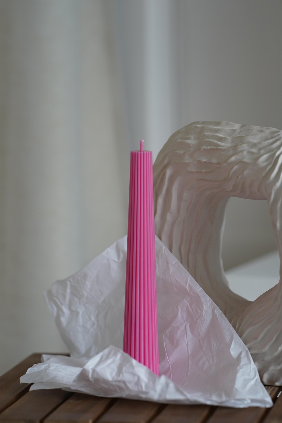 Vroubkovaná svíčka Aria | Sójová svíčka