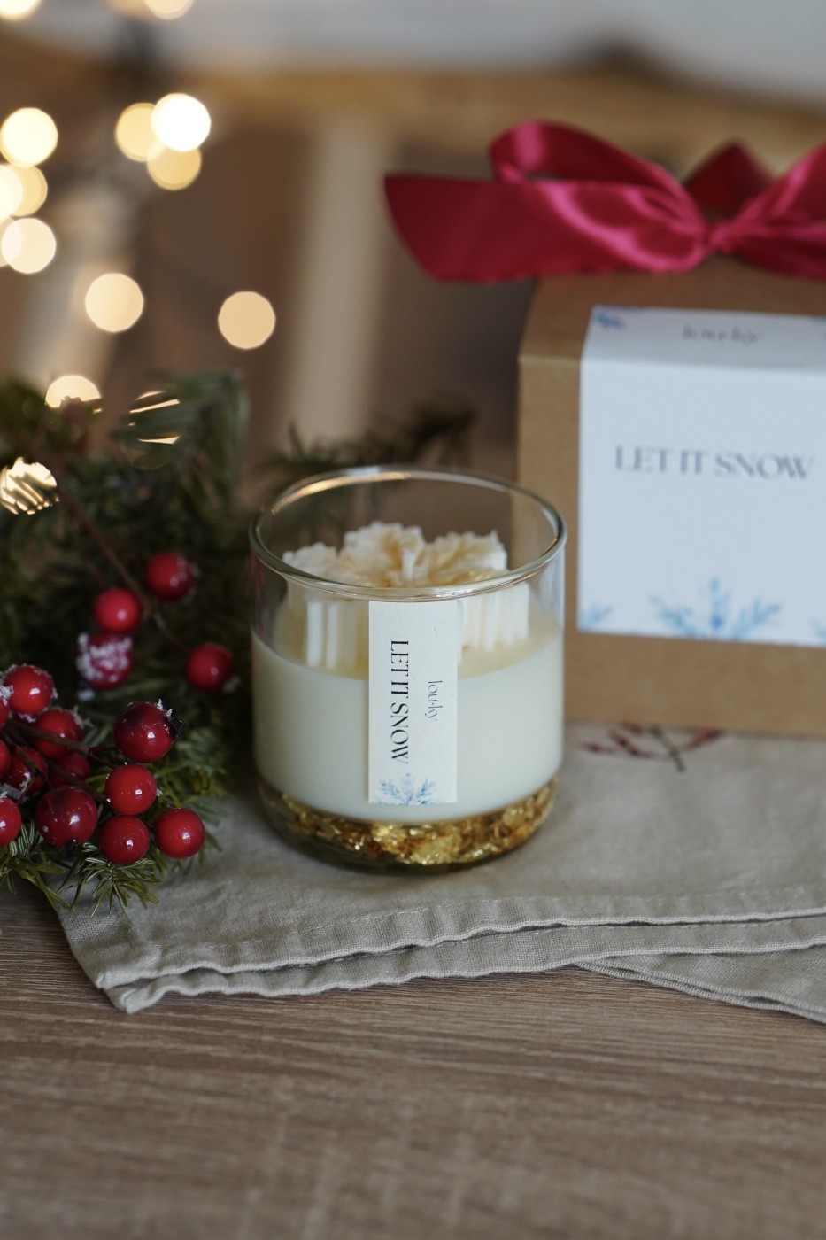 Let it snow | Vánoční vonná svíčka  – fotografie 3