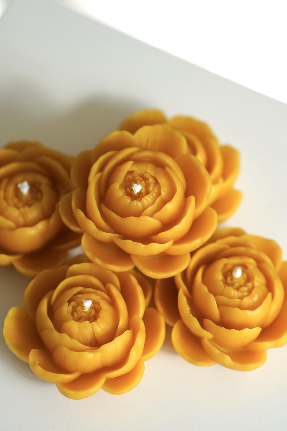 Dekorativní svíčka Poupě | včelí vosk