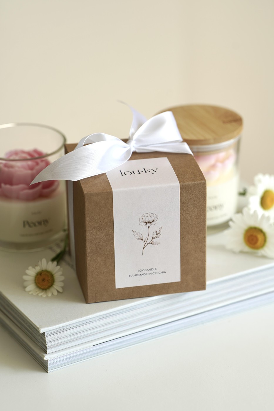 Peony | Vonná sójová svíčka 
