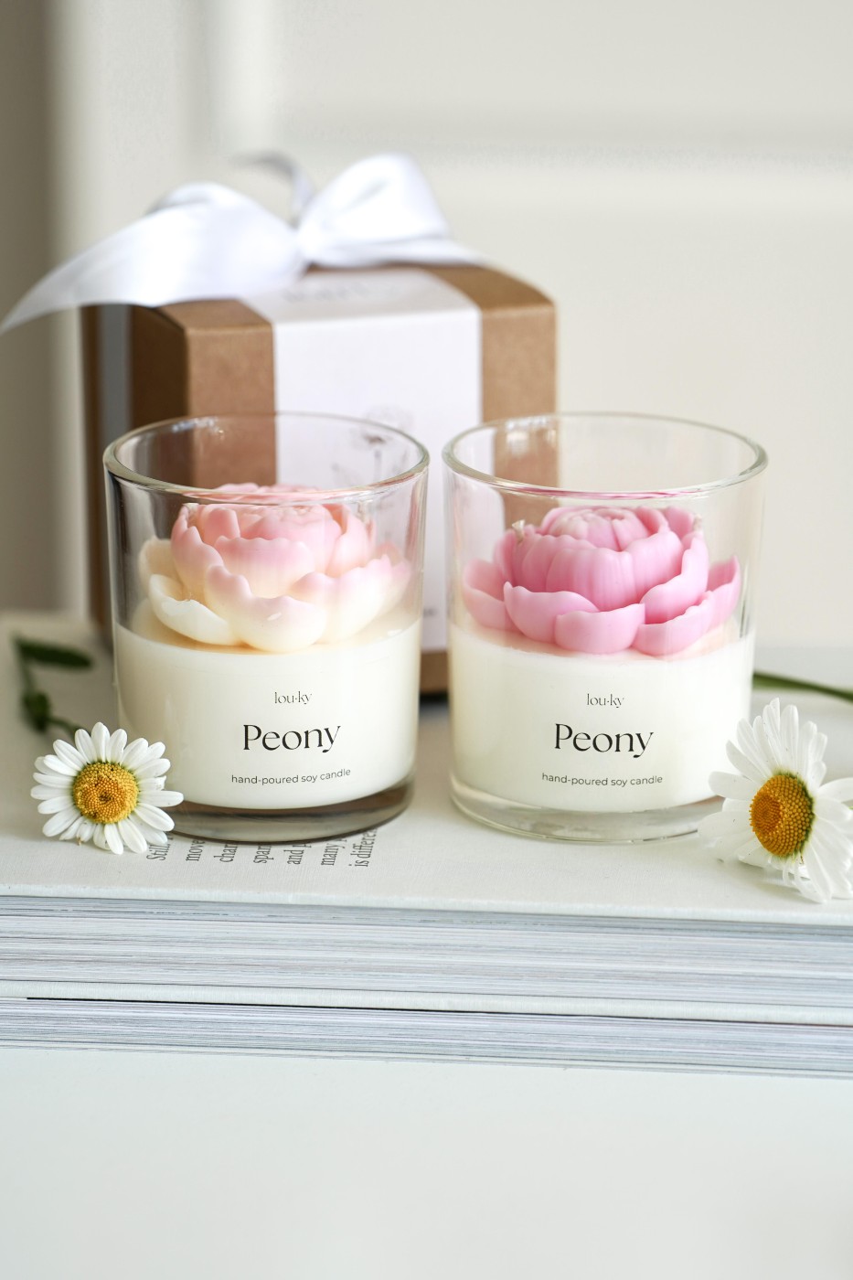 Peony | Vonná sójová svíčka 