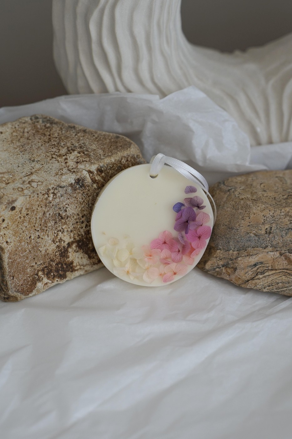 Růže & santalové dřevo | Vonný vosk (závěsný)